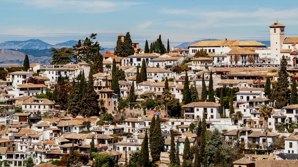 Entlang der Costa del Sol bis hin zu historischen Städten - Andalusien Rundreise